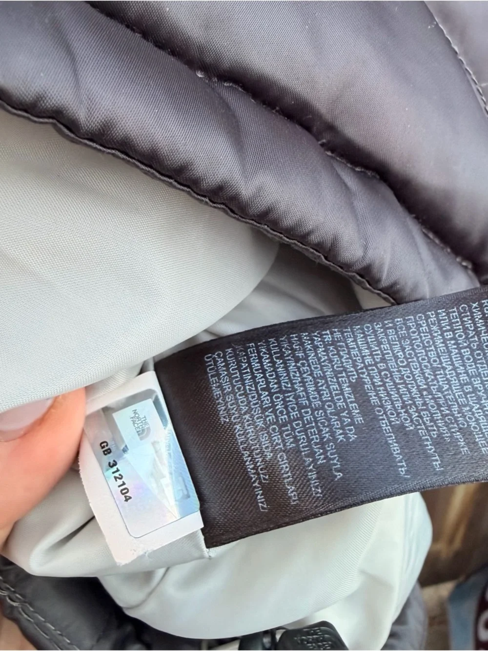 The North Face Black Quilted Puffer coat. Size small - Picture 12 of 13